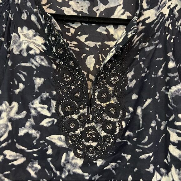 Tory Burch Beaded Floral Tunic size 4 - Picture 2 of 8